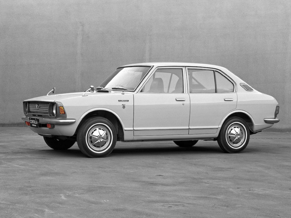 Toyota Corolla 1966 4p