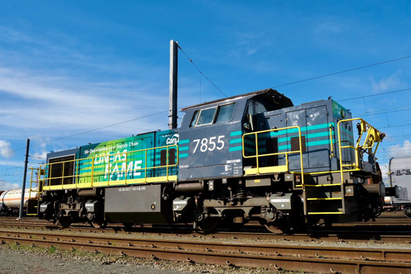 Lineas presents its new FAME locomotive, a milestone in sustainable transportation innovation.