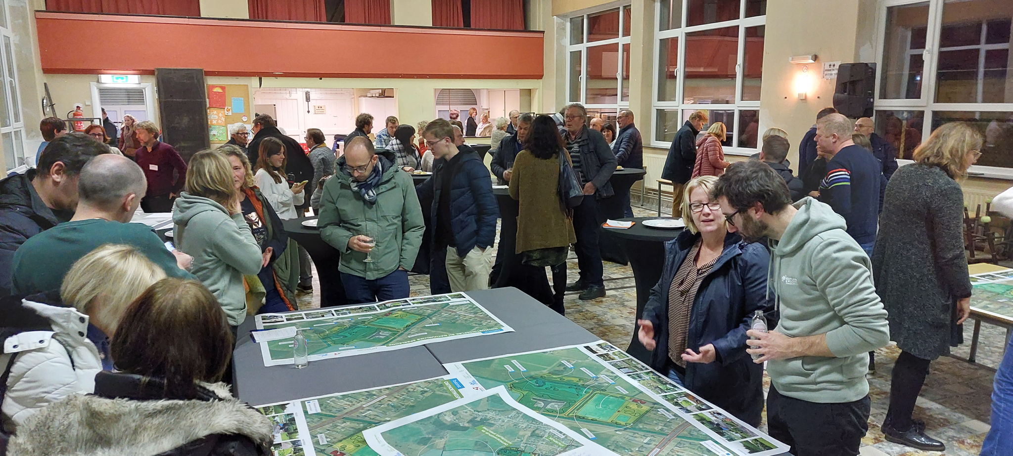 Veel interesse van omwonenden tijdens de infoavond in Oostkamp