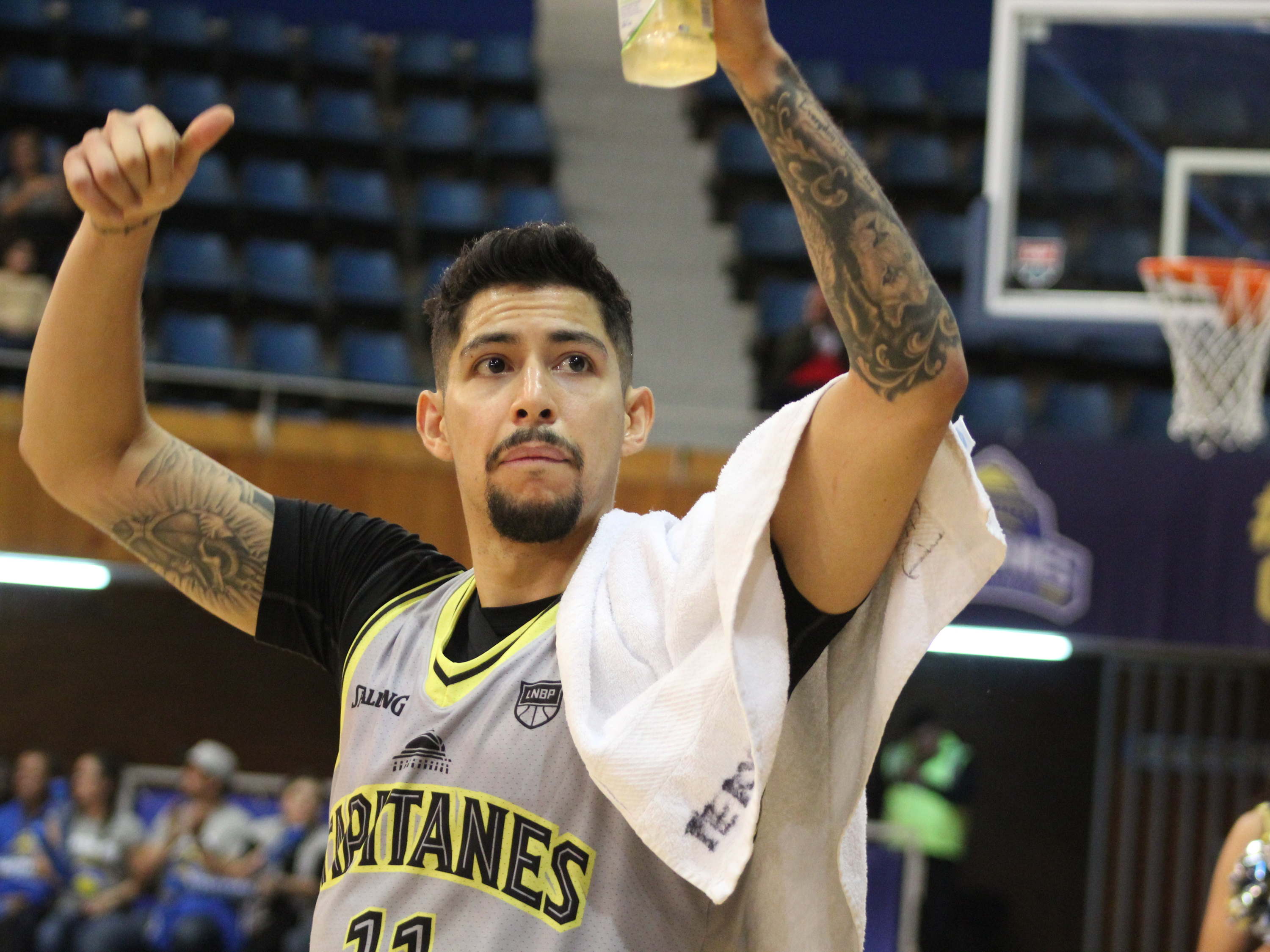 CAPITANES A DEFENDER SU TERRITORIO ANTE AGUACATEROS DE MICHOACÁN