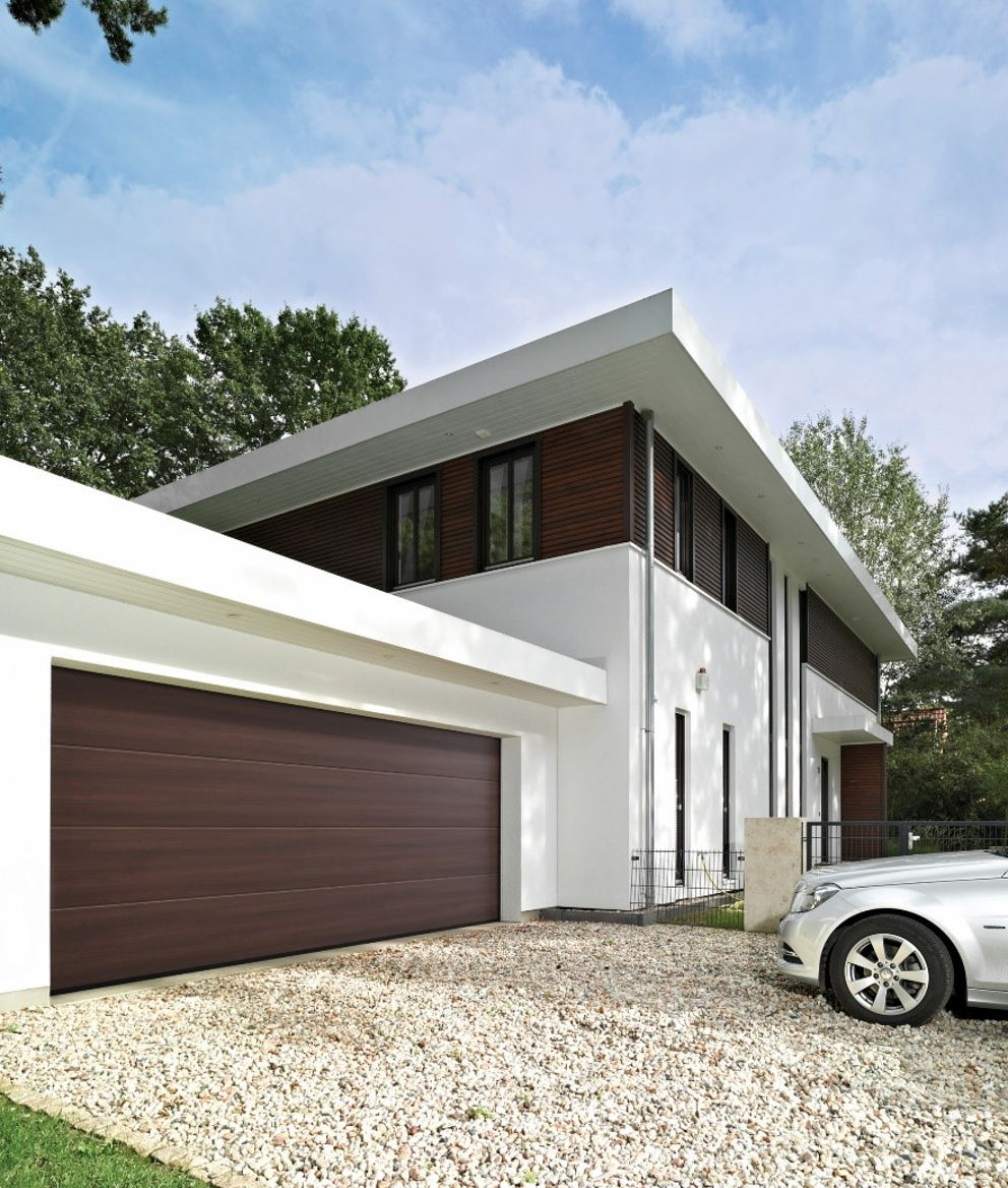 Nieuw oppervlak voor garagepoorten met fotorealistisch design