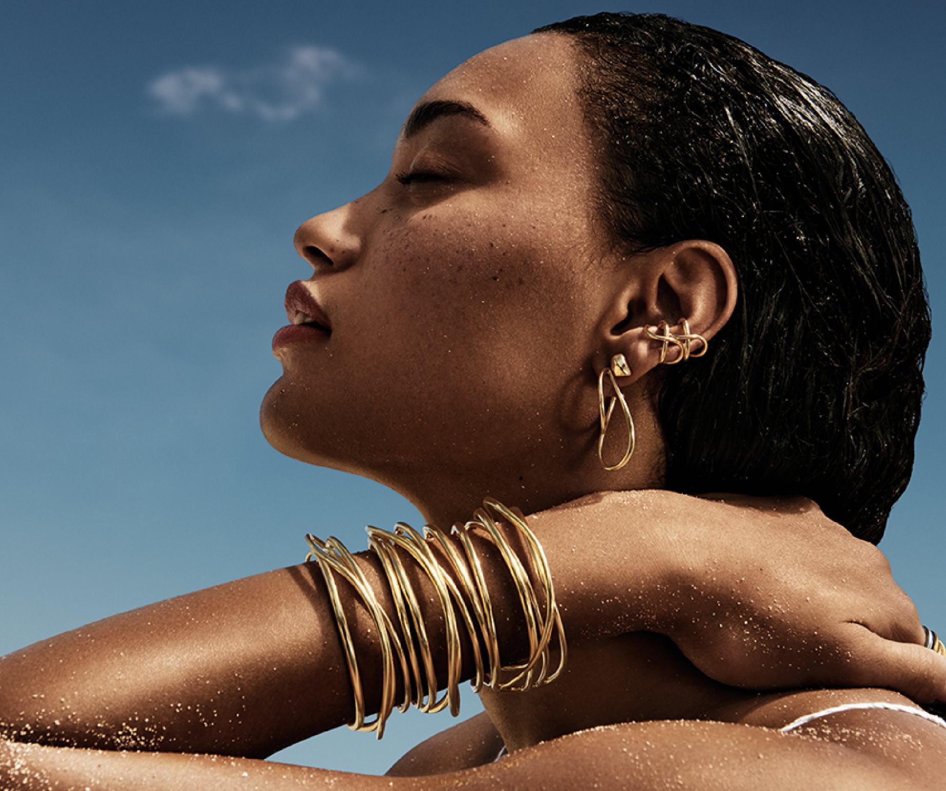 Pandora ESSENCE una colección en sintonía con la naturaleza y la belleza del movimiento 