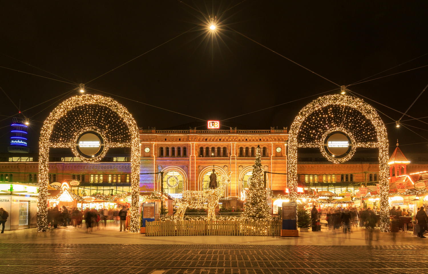 Hannover Christmas Market Main Station c) Hannover Marketing und Tourismus GmbH Lars Gerhardts