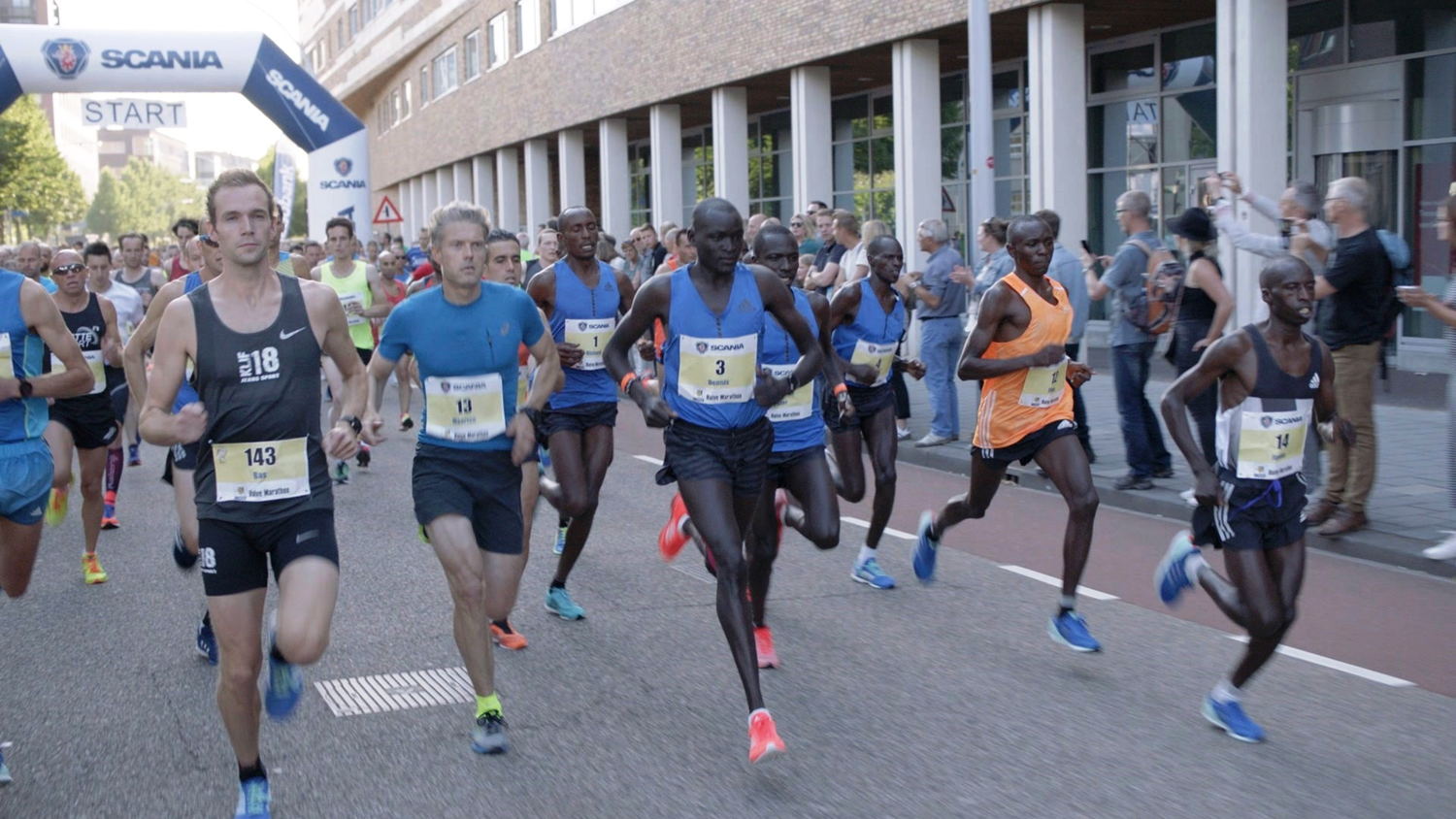 Marathon: Maarten en wereldrecordhouder Dennis Kimetto - (c) De Mensen