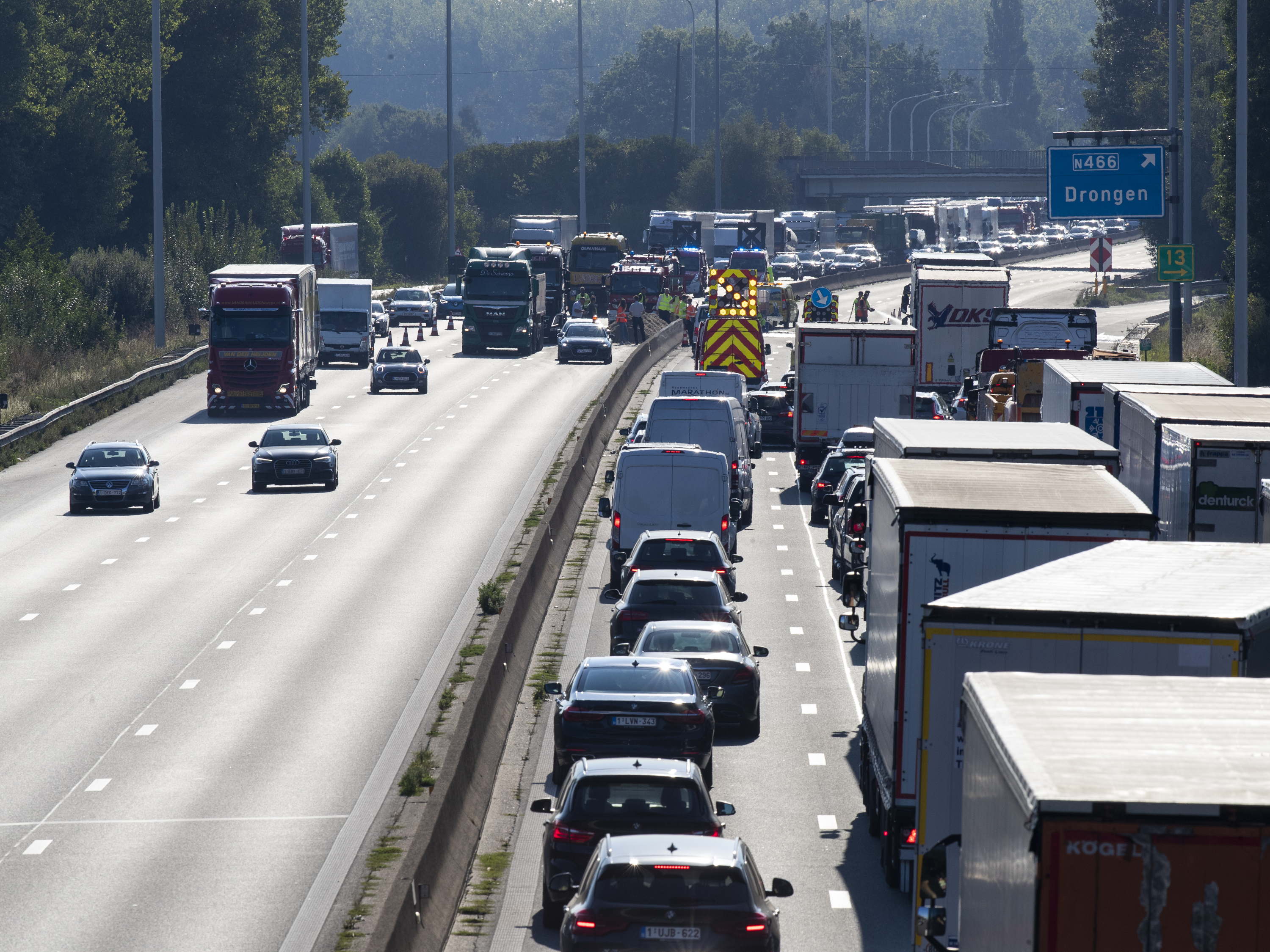 Transport and its environmental impact in Belgium: Diverging trends in Flanders and Wallonia