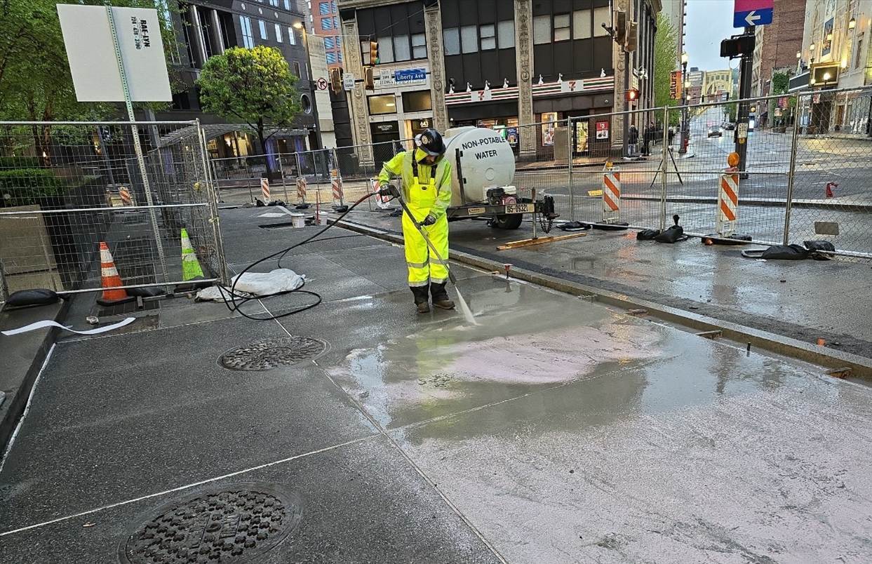 New sidewalk recently installed on the north side of Sixth Avenue between Liberty Avenue and Wood Street