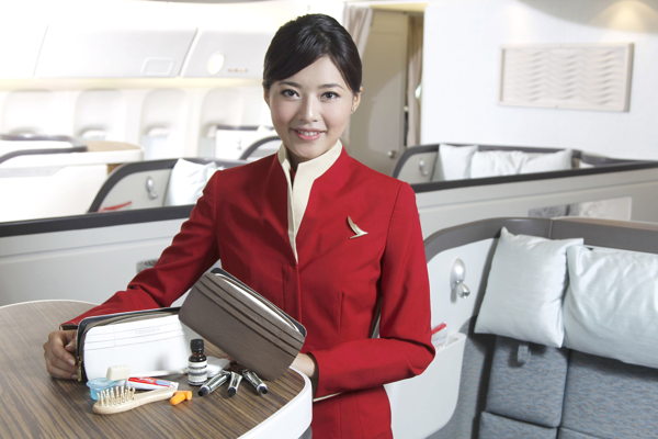 キャセイパシフィック航空 中・長距離路線でファーストクラスの