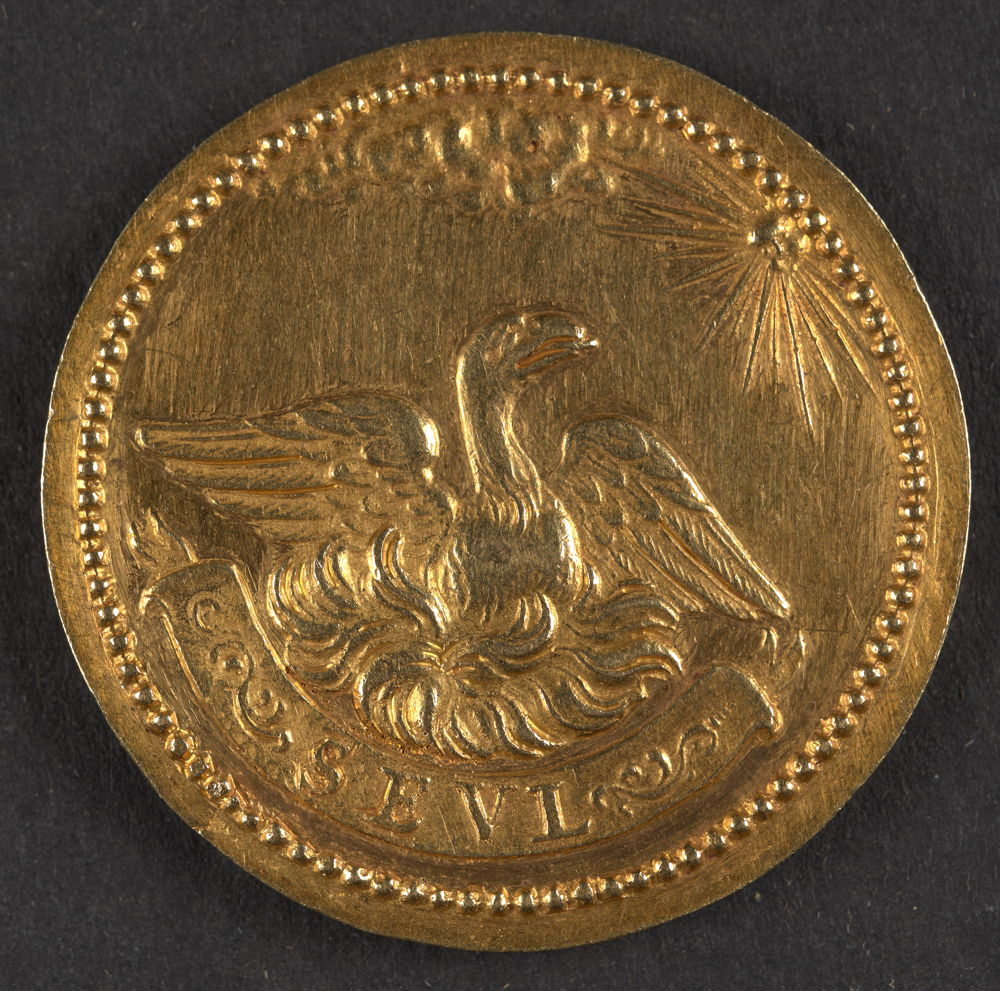 Golden coin © Private collection