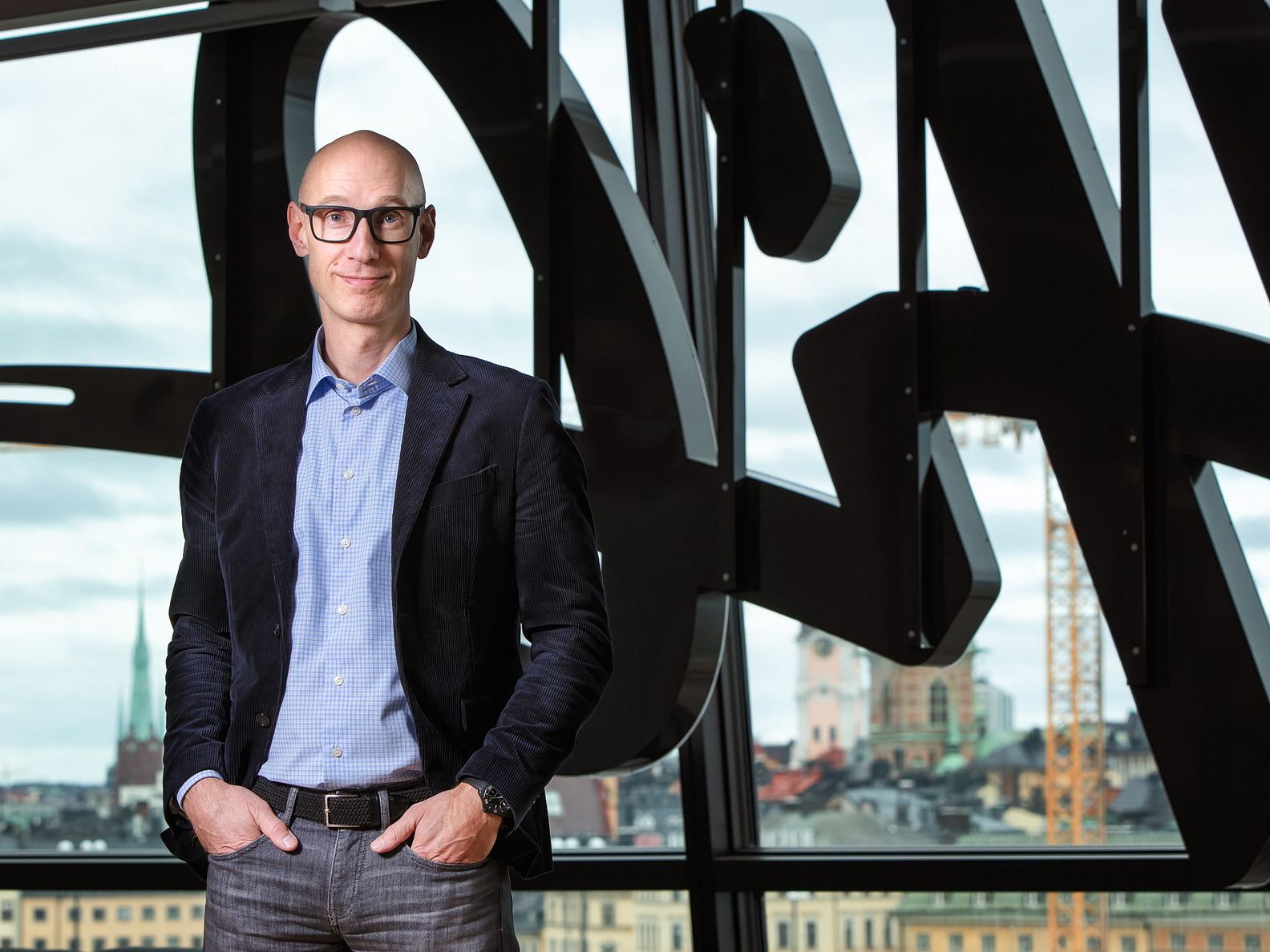 HiQ stärker sitt varumärkesarbete med Robin Askelöf som ny CMO