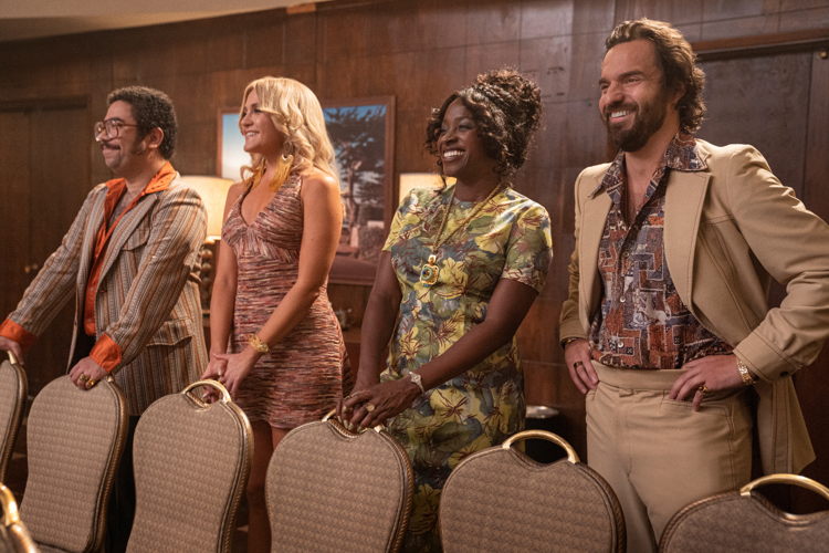 Richie (Oscar Montoya),  Tina (Idara Victor), Bambi (Jessica Lowe), Doug Renetti (Jake Johnson)