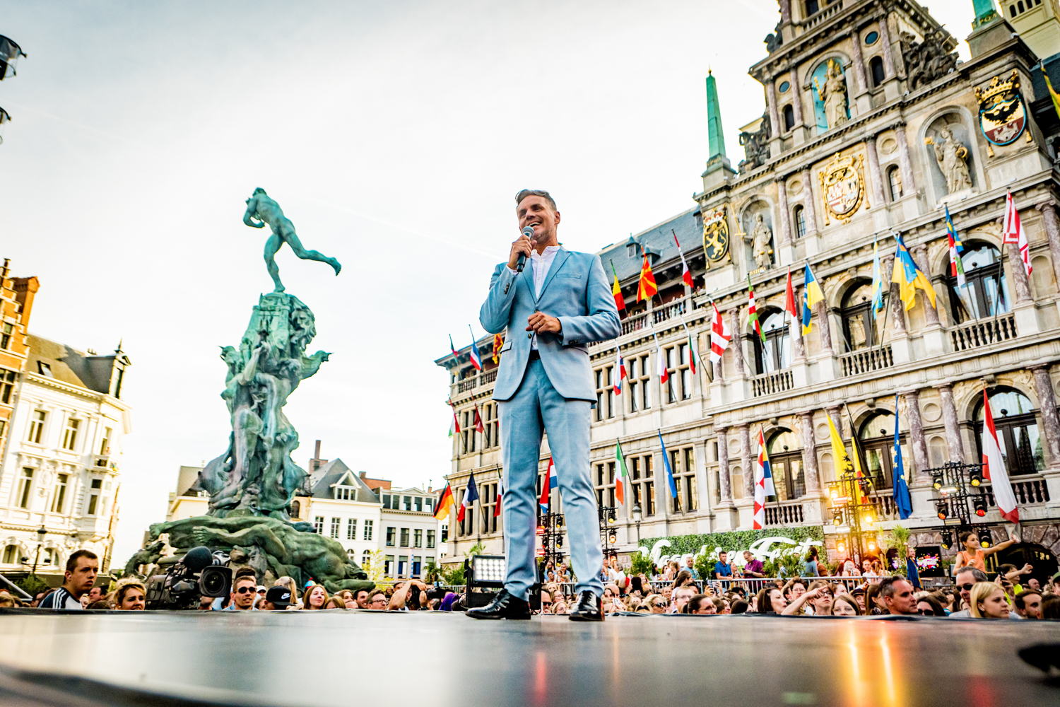 Peter Van de Veire tijdens Vlaanderen feest in 2022 – © VRT