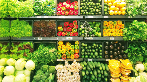 От поведенческите науки: Как пазаруването на храни се формира най-вече от това, което виждаме и как и защо останалите сетива са били изместени във времето