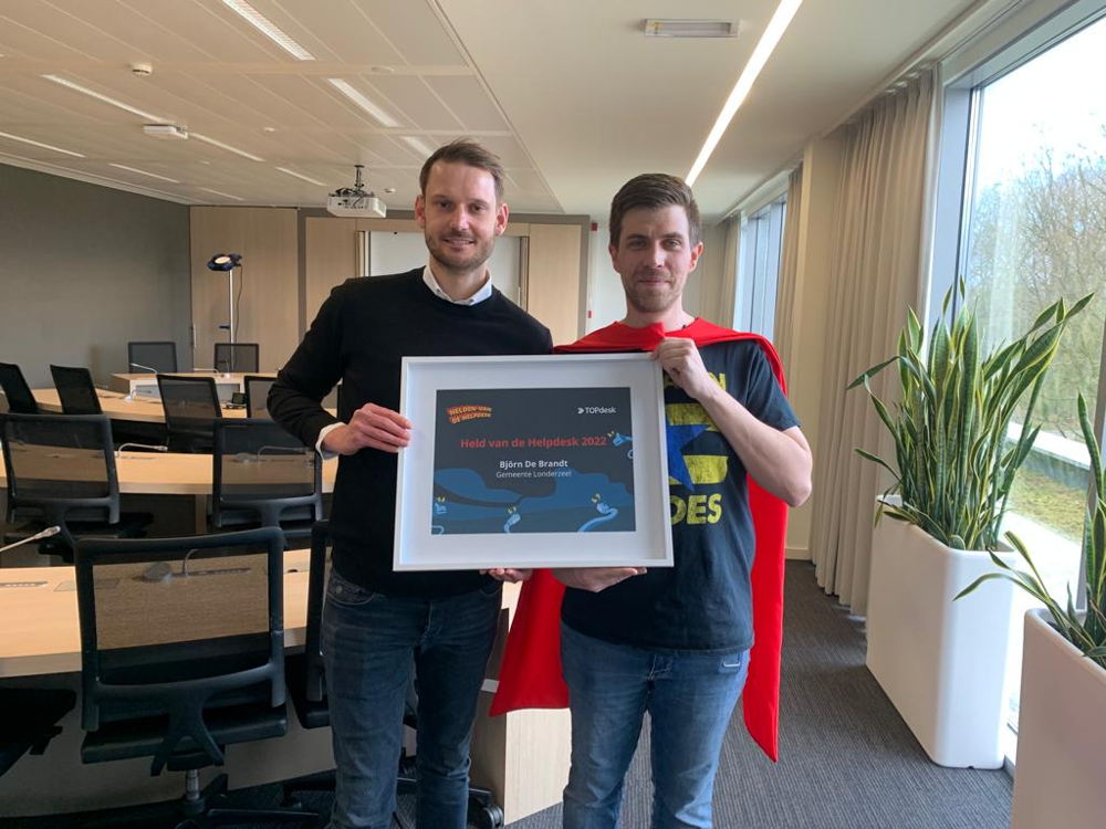 Björn De Brandt, Held van de Helpdesk 2022 en Robbert van der Tas van TOPdesk.