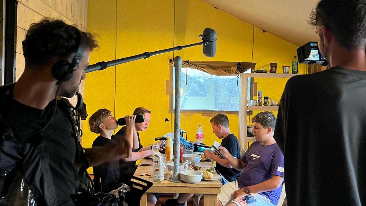 Tv-programma 'Grote Gezinnen, Grote Vakanties' te gast bij Landal Gooise Heide 