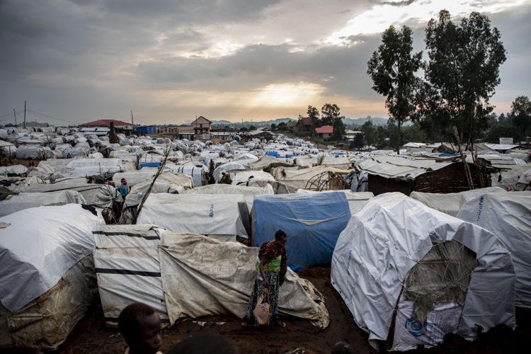 Daily life scene at the ISP camp for internally displaced people in Bunia. Thousands have fled their homes due to intercommunal violence in Ituri. Credit Pablo Garrigos/MSF, 22 June 2019