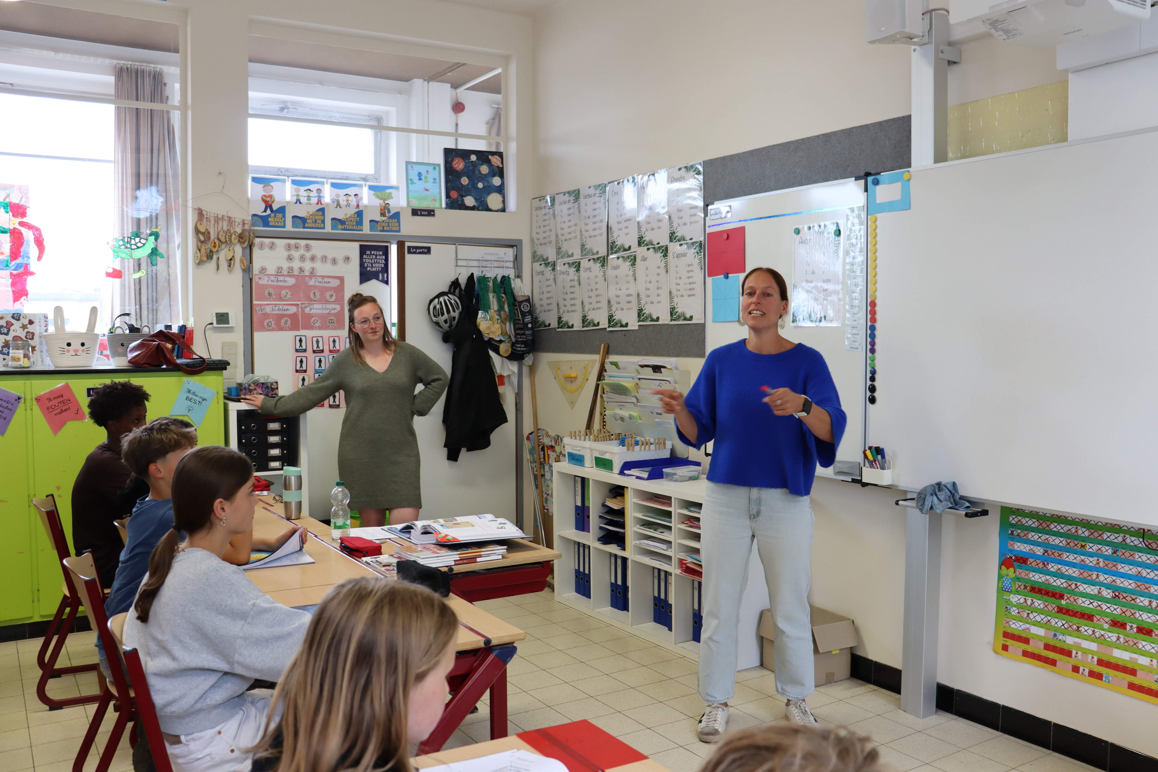 Met goesting voor de klas: hoe Ante en Leen hun weg naar het lager onderwijs vonden 