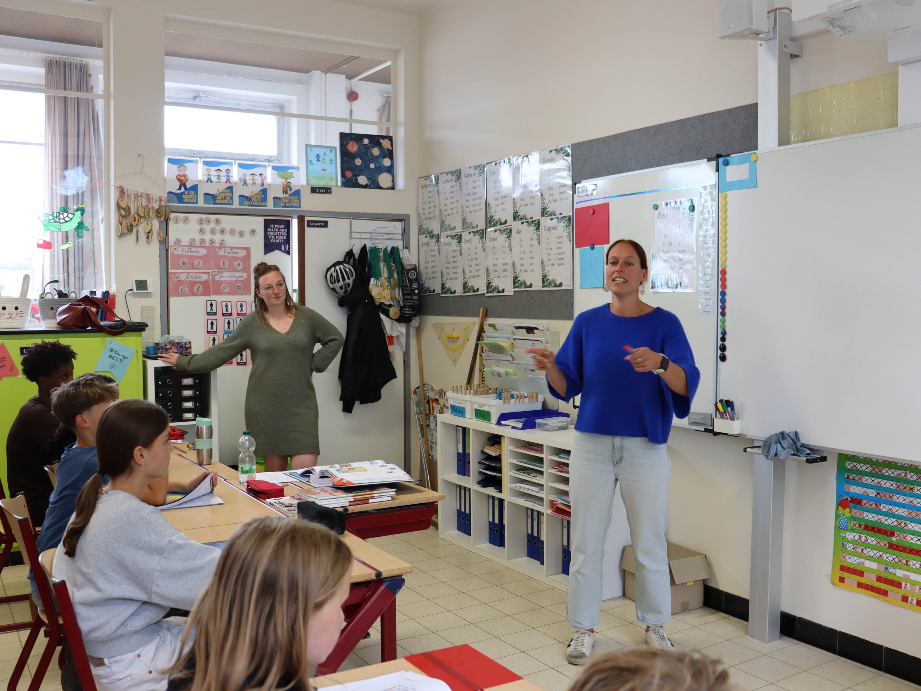 Met goesting voor de klas: hoe Ante en Leen hun weg naar het lager onderwijs vonden 