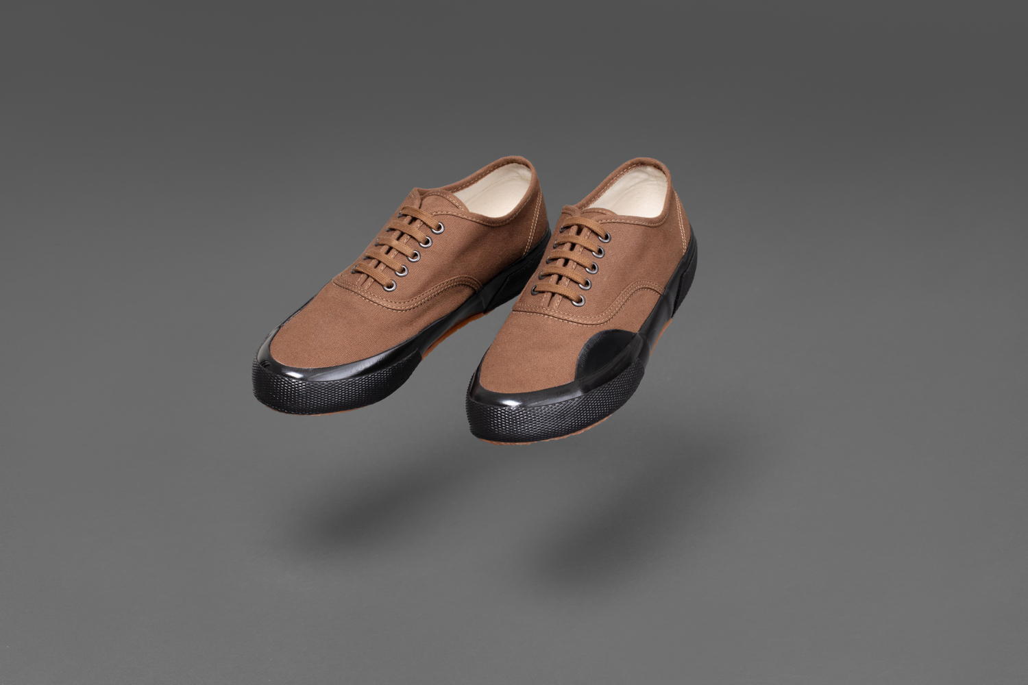 99 EUR