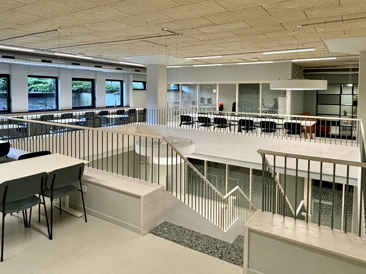 Persuitnodiging - Officiële opening van Het Atrium – Het nieuwe open leercentrum op Hogeschool Odisee campus Aalst
