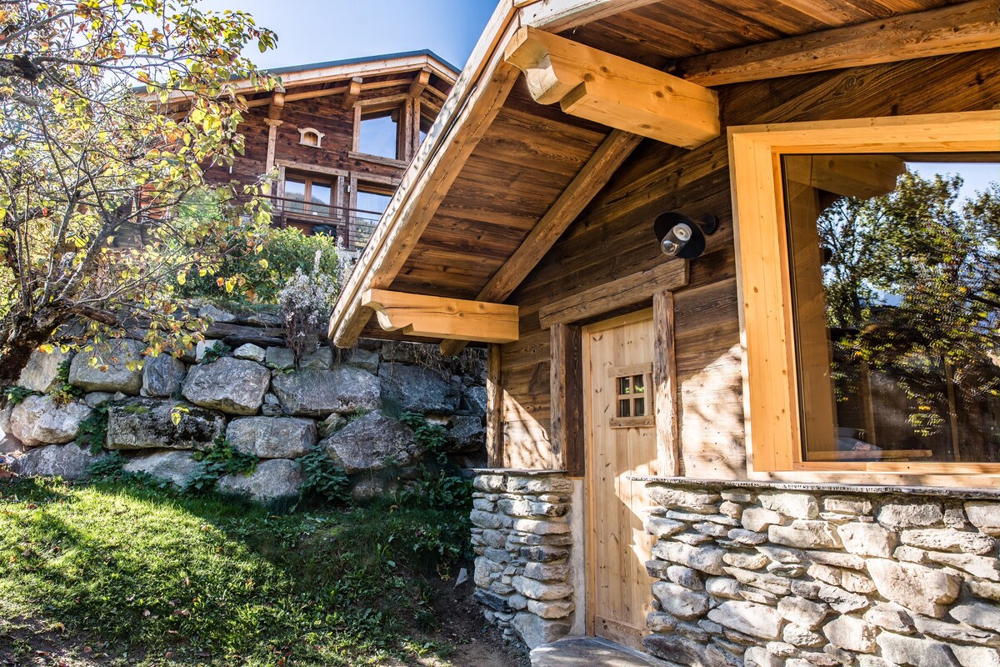Airbnb - Chalet in La Plagne - Photo courtesy of Airbnb