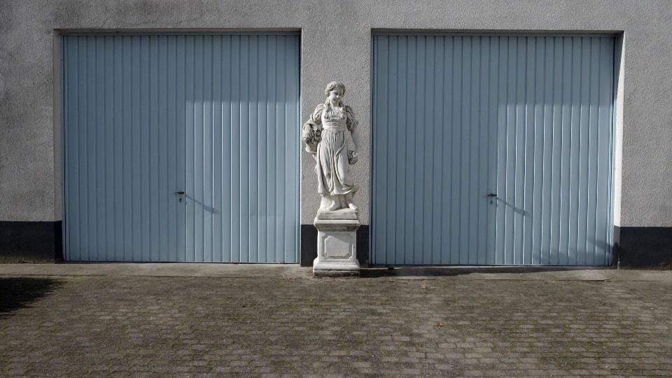 Archibelge - Aflevering 2 - De steenweg - (c) VRT / Off World