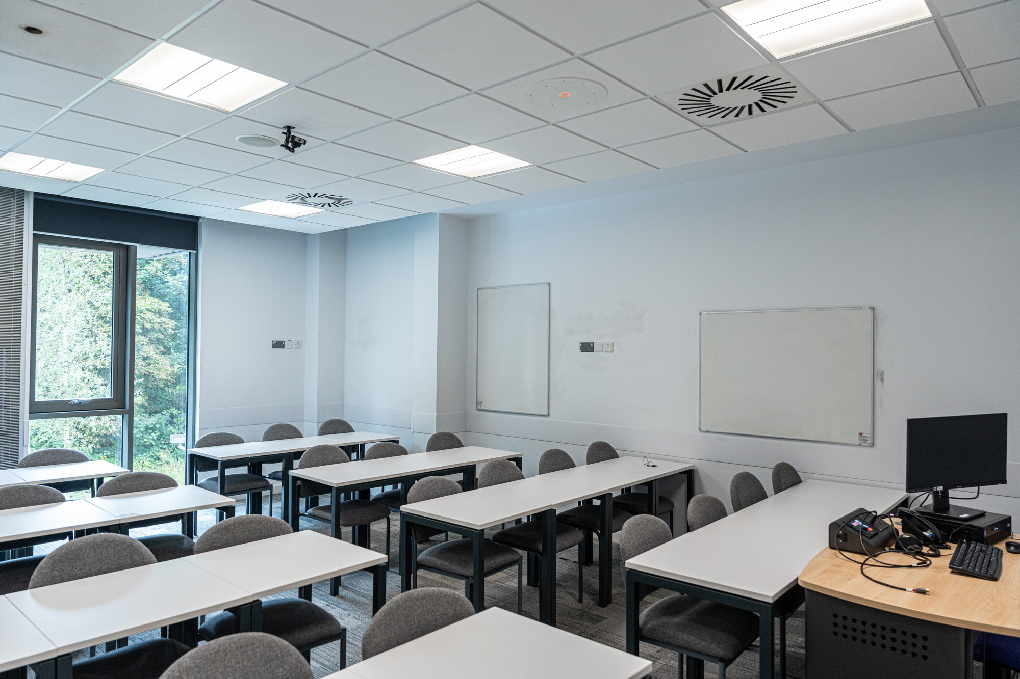For smaller teaching spaces, Cardiff Met has deployed the newer TeamConnect Ceiling Medium (TCC M) microphones, which offer similar beamforming capabilities as the TCC 2, but in a more compact design featuring 16 microphone elements For smaller teaching spaces, Cardiff Met has deployed the newer TeamConnect Ceiling Medium (TCC M) microphones, which offer similar beamforming capabilities as the TCC 2, but in a more compact design featuring 16 microphone elements
