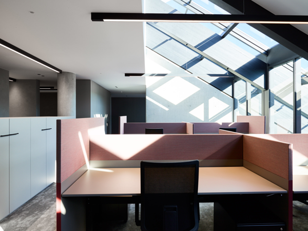 IVC’s nieuwe Flooring Development Centre in Waregem: een parel van functioneel design