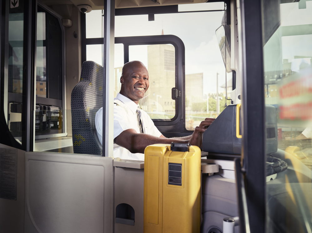 De Lijn zoekt 570 chauffeurs in heel Vlaanderen. Wie wordt mijn collega?
