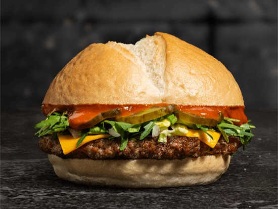 Quick lance le Martino : un burger à la sauce pico belgo !