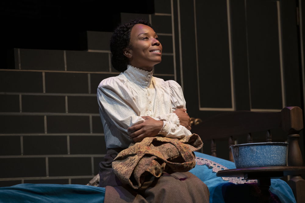 Jenny Brizard (Esther) in Intimate Apparel by Lynn Nottage / Photos by David Cooper