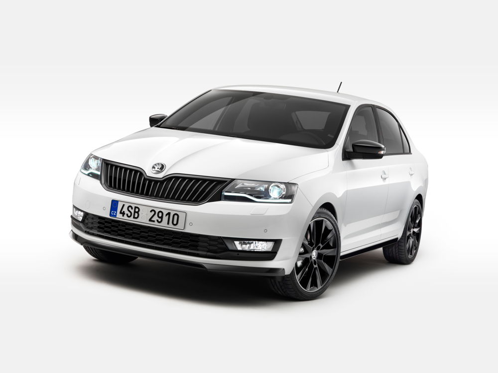 The visual enhancement of the ŠKODA RAPID is particularly evident at the front.