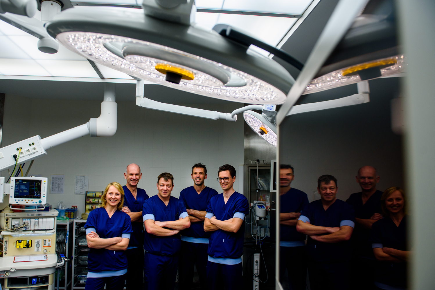 Het team van het buikwandcentrum bestaat uit vijf artsen van UZ Leuven en AZ Diest / © UZ Leuven