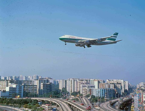 Cathay Pacific feiert 40. Jubiläum in Frankfurt
