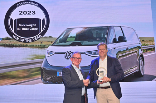 Le Volkswagen ID. Buzz Cargo récompensé par le prix « International Van of the Year 2023 »