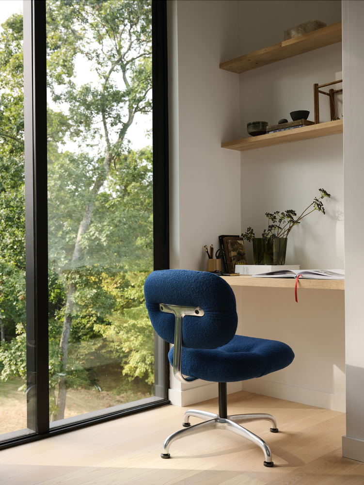 Morrison Hannah occasional chair in Arcane boucle. Courtesy of Knoll