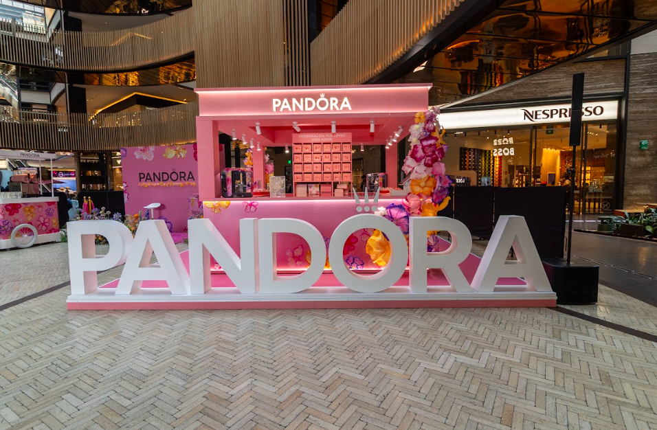 PANDORA CELEBRA A LAS MADRES CON LA APERTURA DE POP-UP EN PLAZA MITIKAH Y LA PARTICIPACIÓN ESPECIAL DE PATY CANTÚ 