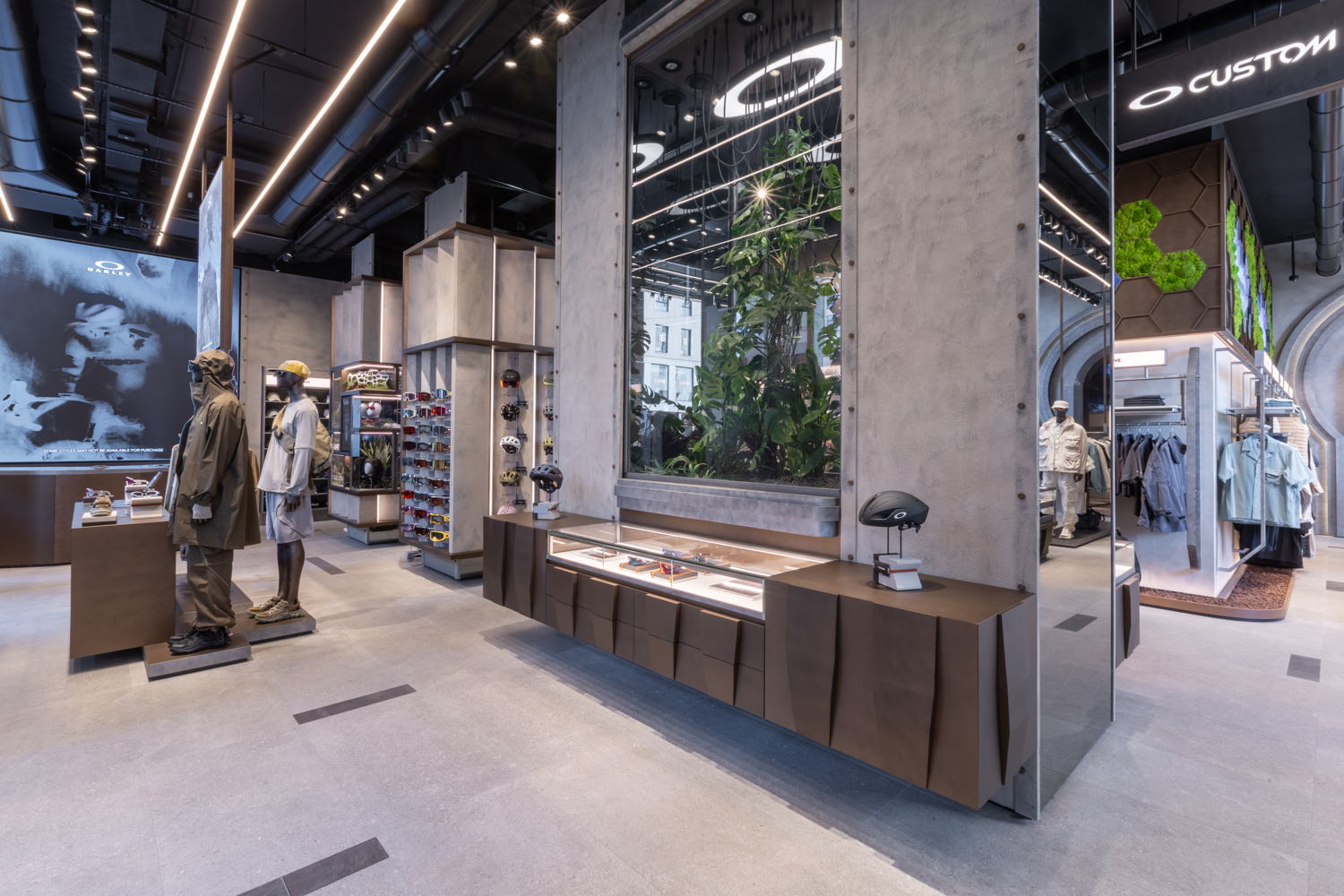 OAKLEY SAN BABILA STORE IMAGE (3)