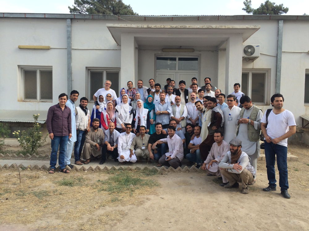 L'équipe de l'hôpital de Kunduz avant le bombardement du 3 octobre 2015