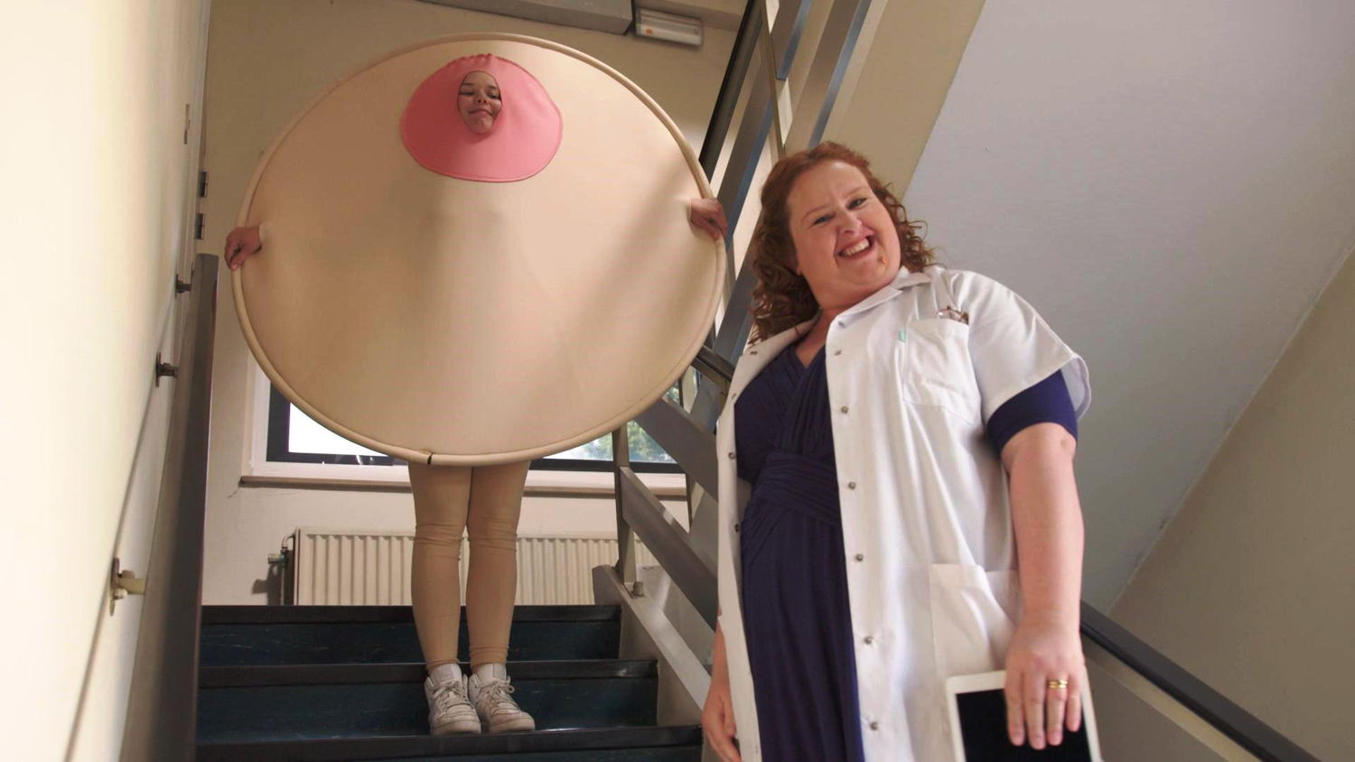 Dokter Bea (Eva Van der Gucht) (afl 7 ) - (c) De Mensen
