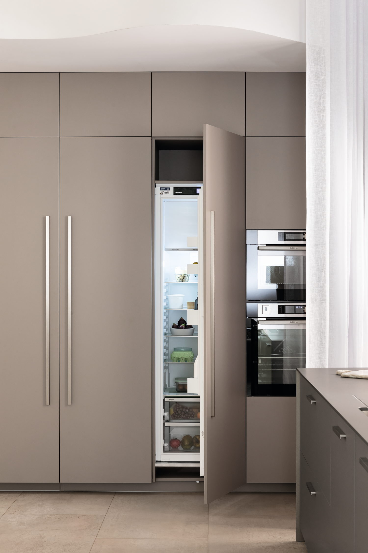 ©Mobalpa AMBIANCE SYMBIOTIC FRIGO 2