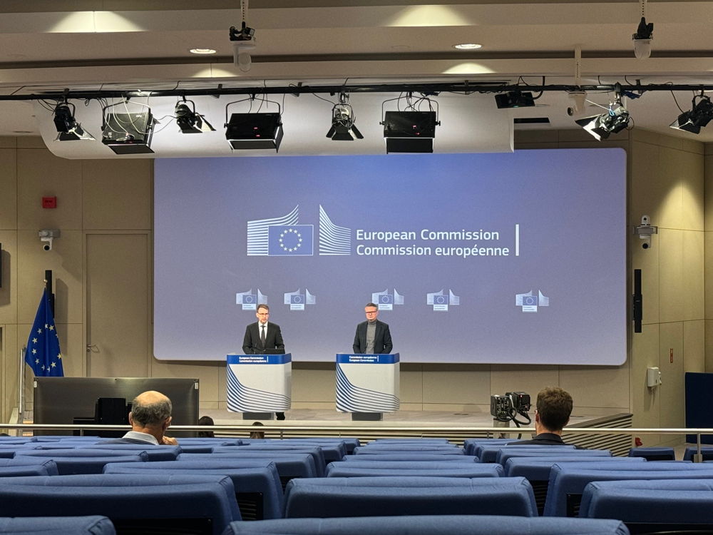 Midday Press briefing (Europese Commissie)