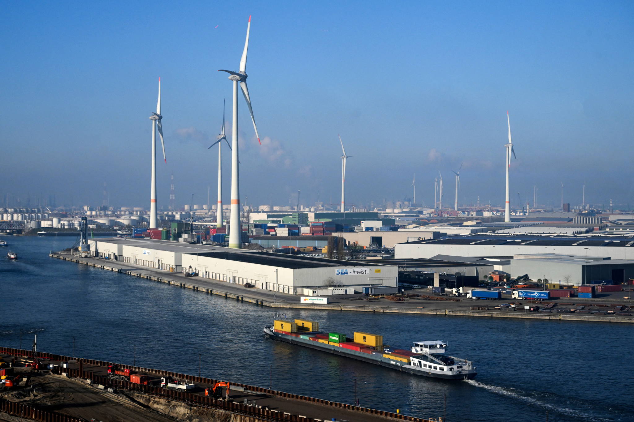 Belgian exports fall for third consecutive year