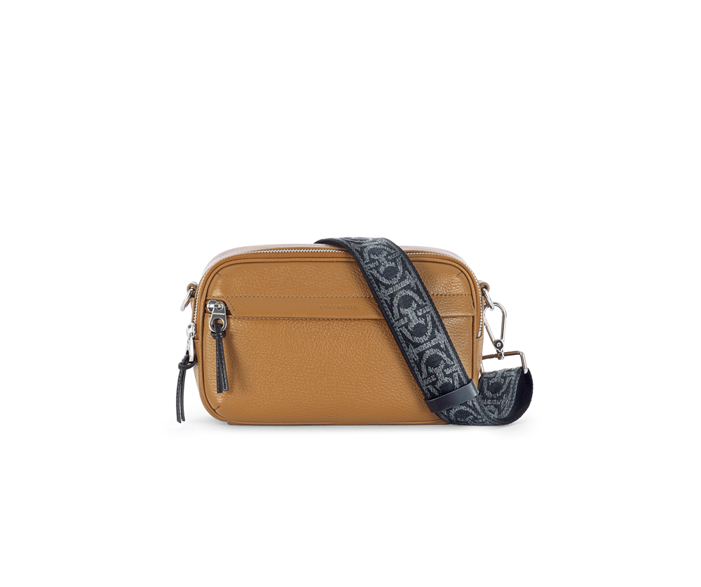 COCCINELLE EUR270