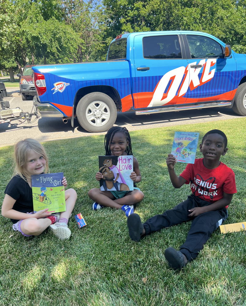 Thunder Book Bus