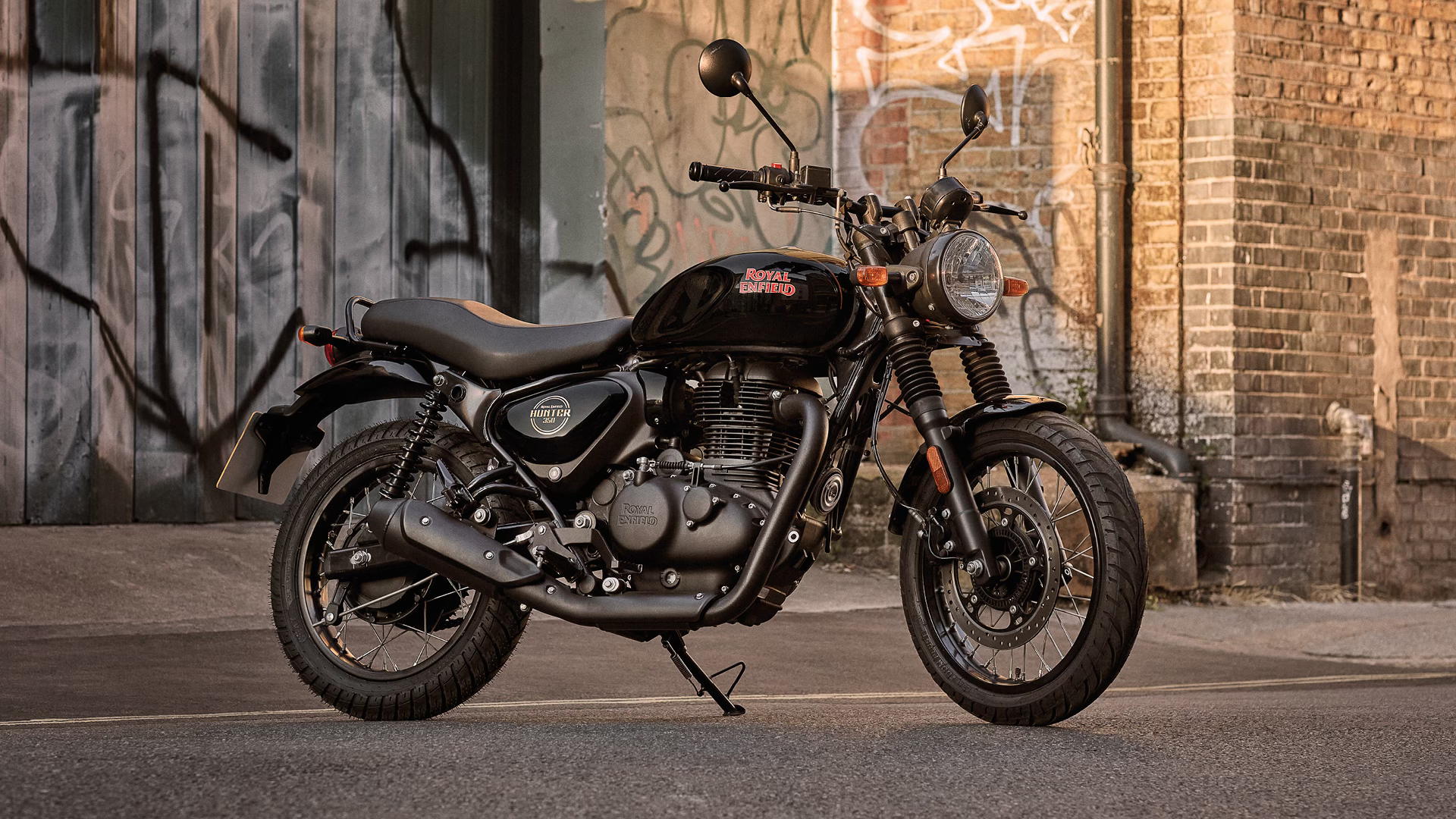 Cinco aspectos para elegir tu primera moto (y descubre por qué Royal Enfield podría ser tu mejor decisión)