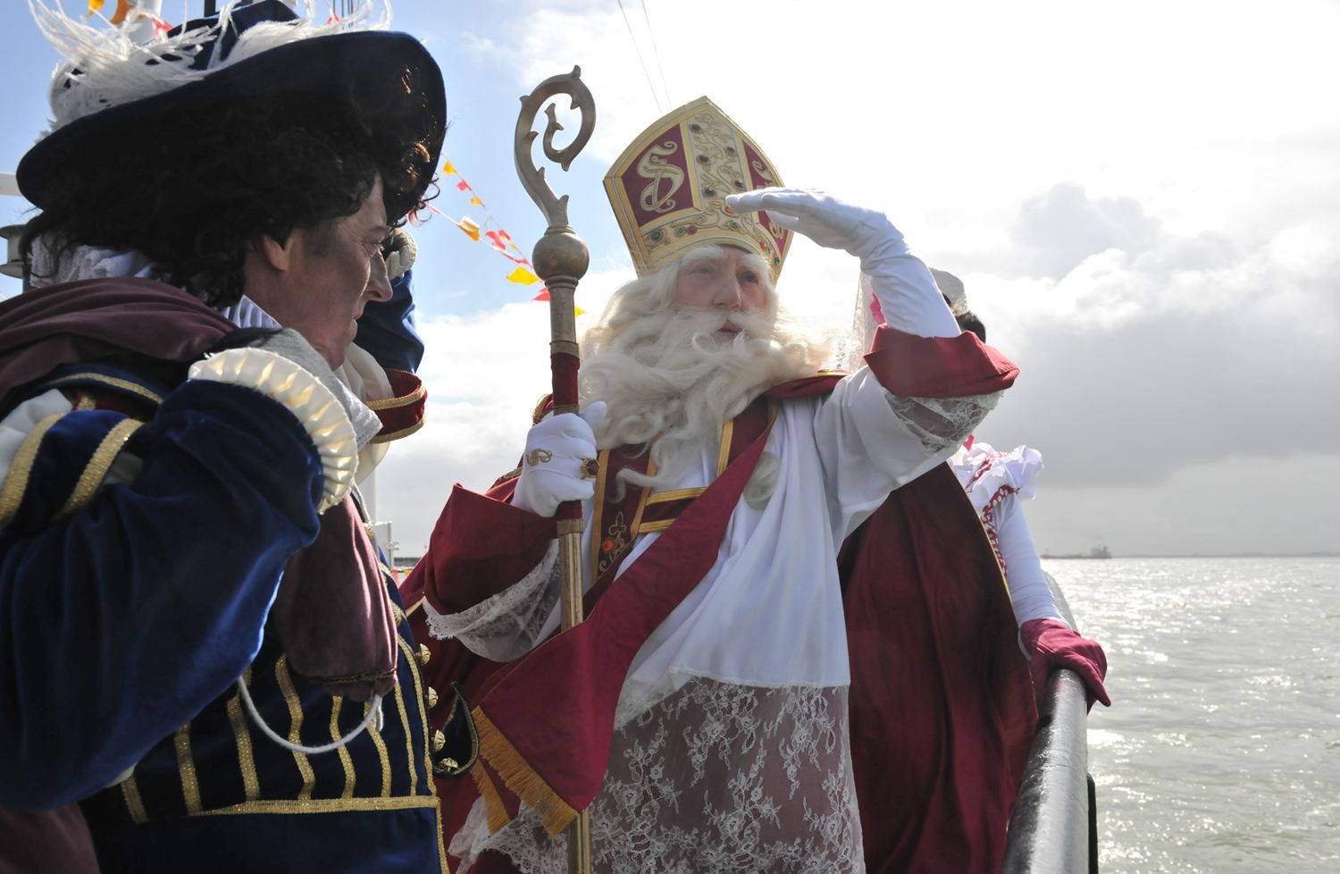 Ay Ramon! - Sint en Piet op de stoomboot (c) Selina De Maeyer