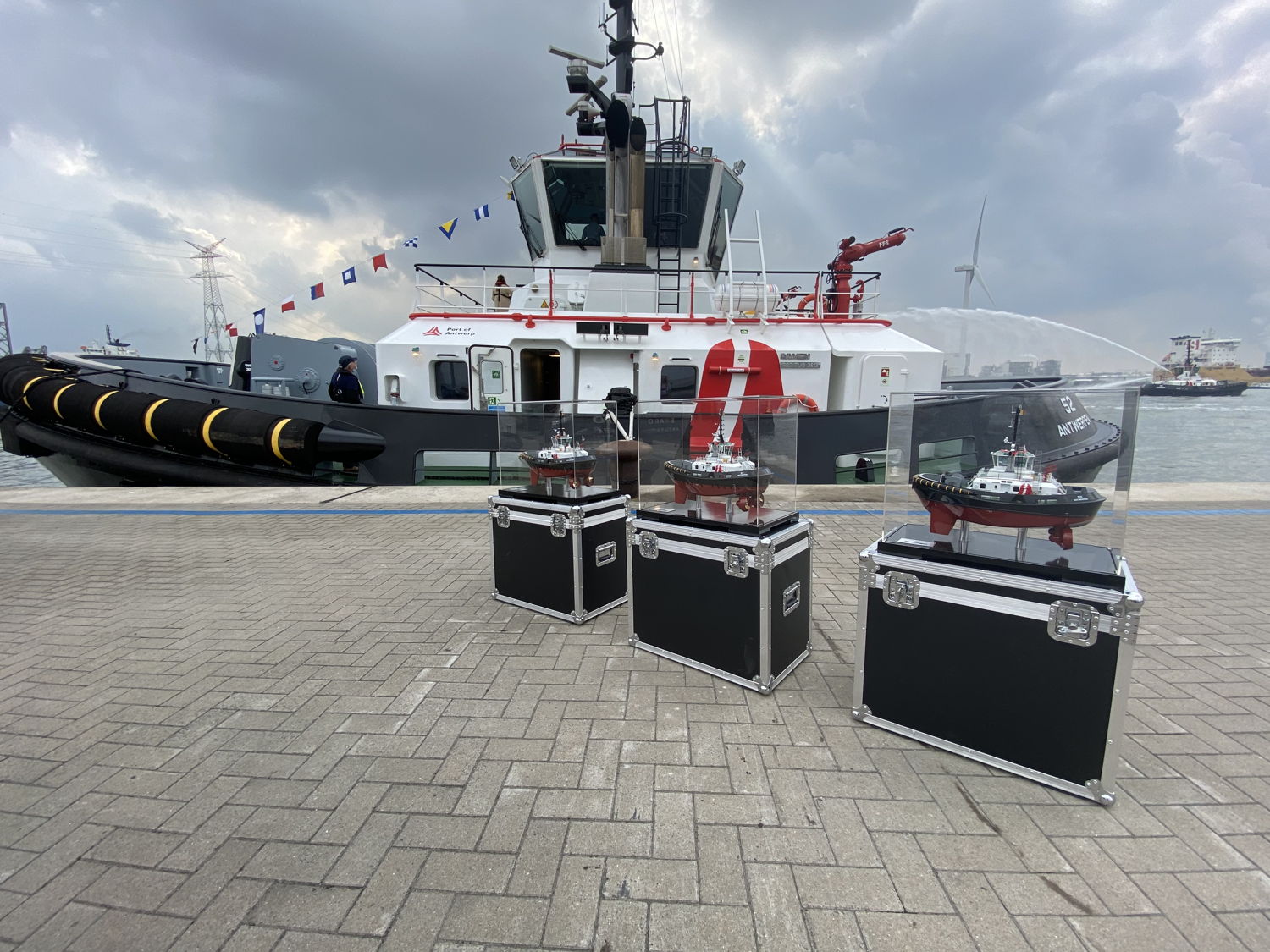 energie-efficiënte sleepboten - remorqueurs économes en énergie - energy-efficient tugs - energieeffizienten Schleppern © Port of Antwerp  