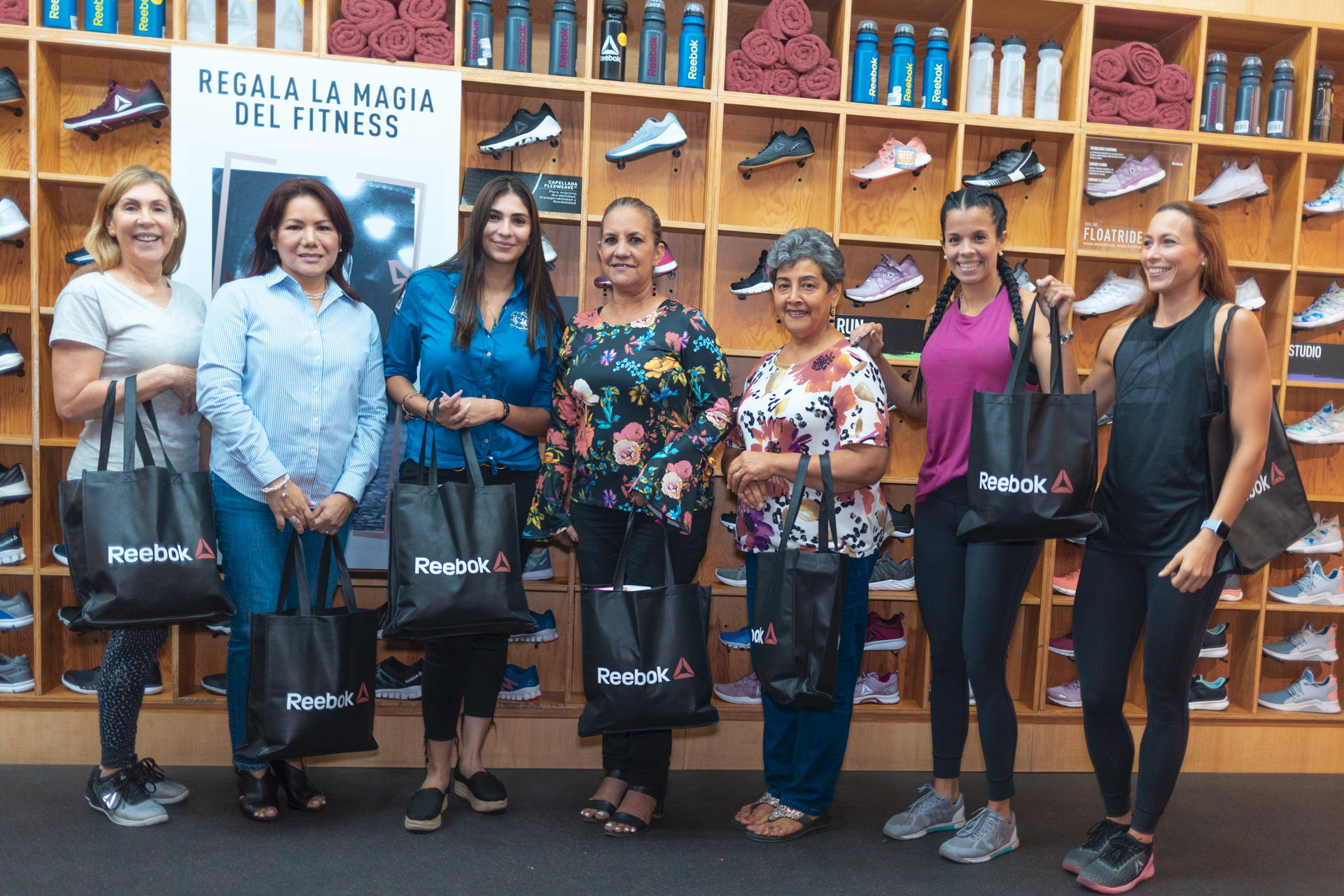 REEBOK PANAMÁ RINDE HOMENAJE A LAS MADRES CON UNA MAÑANA DE BIENESTAR
