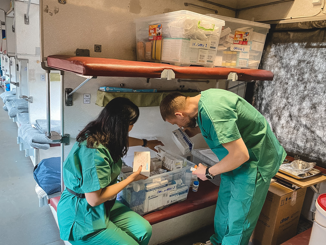 MSF trials medical train in Ukraine