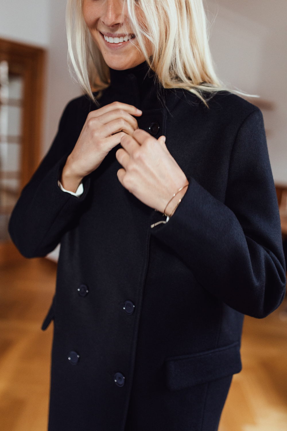 Mardi Editions - Changing Seasons - Manteau Claire Laine Noir - 495€ (4)